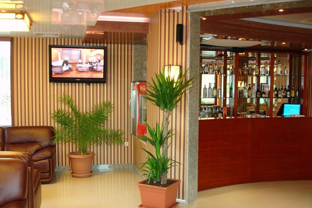 Royal Beach Golden Sands Exterior photo